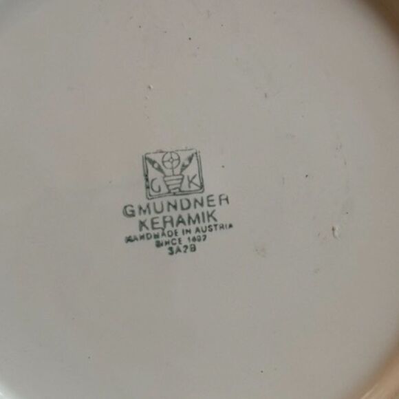 Ruby Red Deer Gourmet Breakfast Plate 8 5/8” Gmundner Keramik NWT - Picture 8 of 9